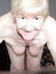 Granny older mom reveal tits xxx pics